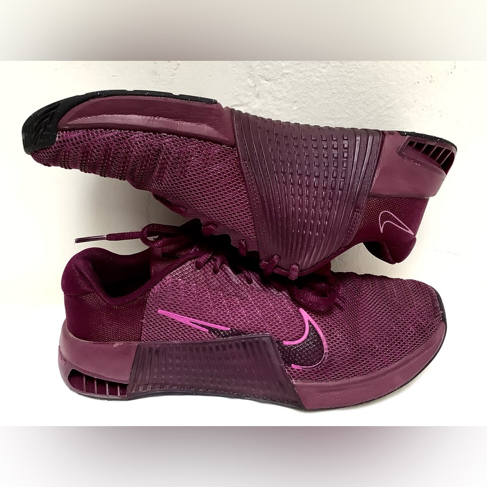 Nike Metcon 9 Bordeaux Vivid Purple Black DZ2537-603 Women's Sz 10 / Men 8.5 - Picture 2 of 11